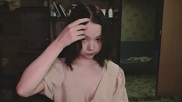 lalallalalaa- online show from December 5, 2025, 3:54 pm