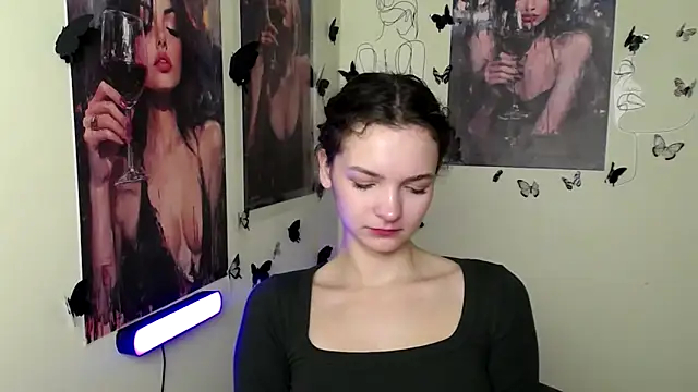 Snapshot of _SusieSu_ chatting on October 19, 2025, 6:49 am SusieSu online show from October 19, 2025, 6:49 am