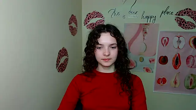 Snapshot of _SusieSu_ chatting on March 7, 2025, 10:43 pm SusieSu online show from March 7, 2025, 10:43 pm