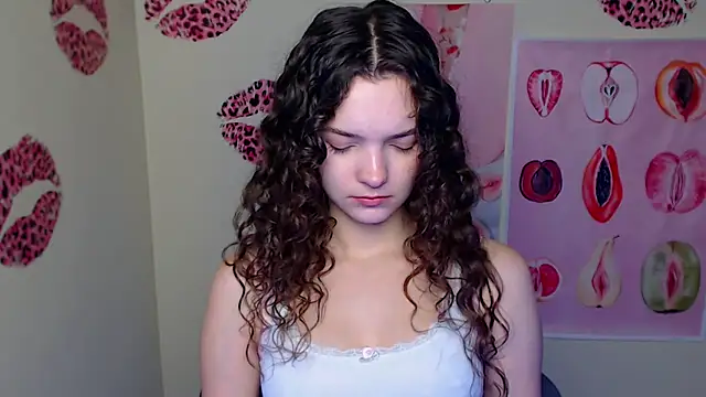 Snapshot of _SusieSu_ chatting on November 24, 2025, 7:19 am SusieSu online show from November 24, 2025, 7:19 am