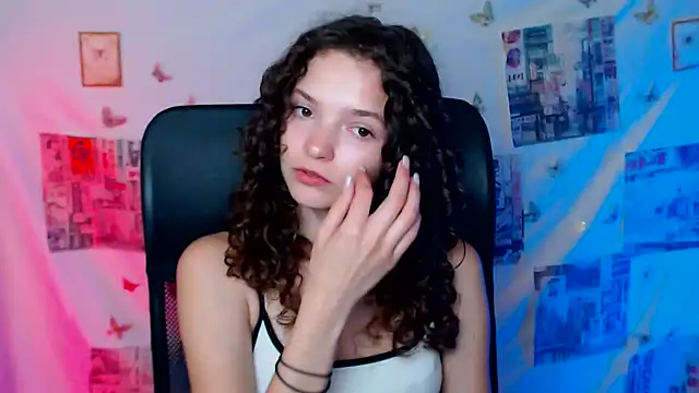  SusieSu  online show from July 1, 2026, 5:57 pm