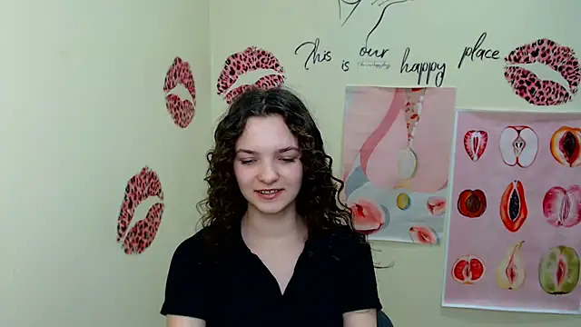 Snapshot of _SusieSu_ chatting on March 19, 2025, 4:34 pm SusieSu online show from March 19, 2025, 4:34 pm