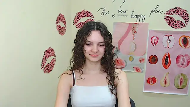 Snapshot of _SusieSu_ chatting on February 28, 2025, 7:26 am SusieSu online show from February 28, 2025, 7:26 am