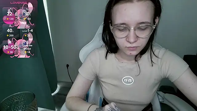 crashtest 13 online show from October 28, 2025, 8:46 am