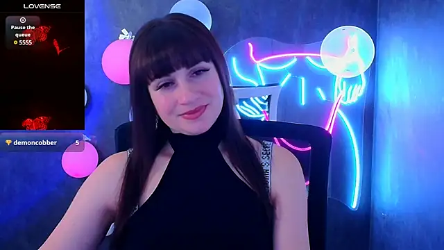 Snapshot of Violla_My chatting on February 19, 2025, 9:50 am Violla My online show from February 19, 2025, 9:50 am