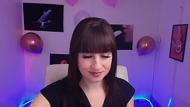Snapshot of Violla_My chatting on February 13, 2025, 6:41 am Violla My online show from February 13, 2025, 6:41 am