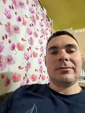 Rowing199456 online show from April 18, 2026, 12:24 am