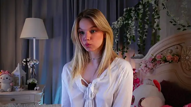 EdlinAlliston online show from December 20, 2025, 3:04 pm