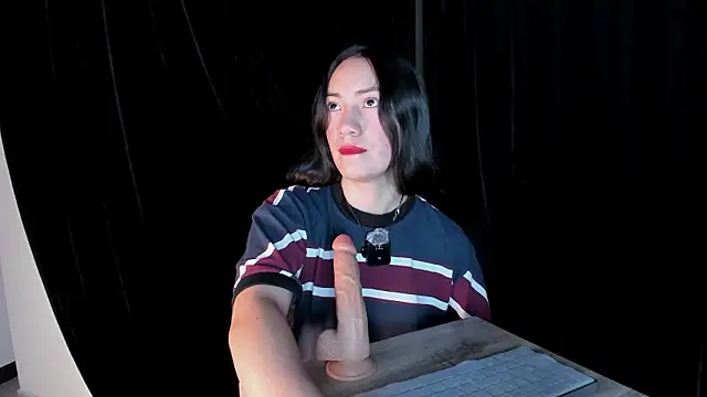 Scarlett  Fox   online show from March 11, 2026, 11:37 am