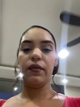 Sara-77 online show from May 21, 2026, 11:35 pm