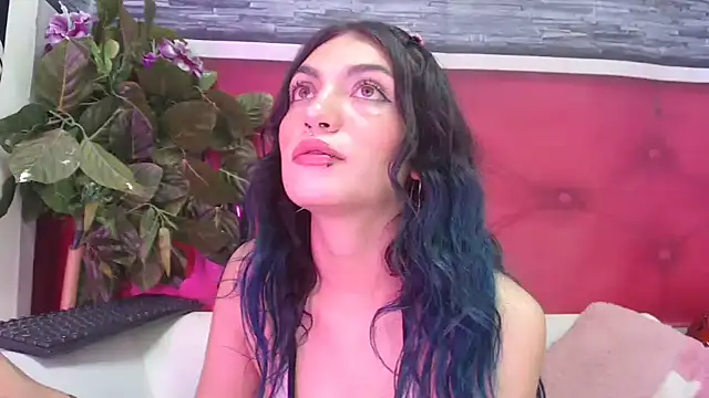 ReiLyMalkova online show from March 14, 2025, 11:23 am
