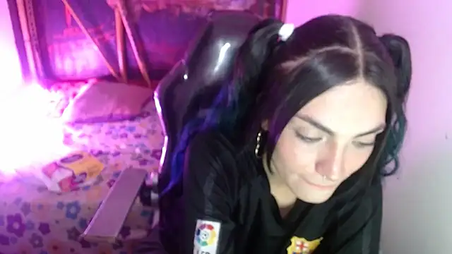 ReiLyMalkova online show from March 5, 2025, 12:59 am