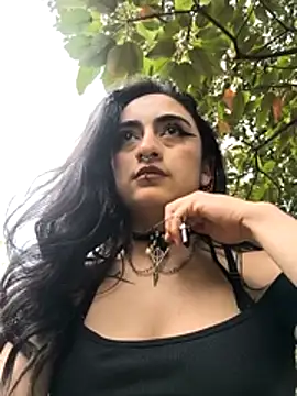 Lila Desiree online show from February 11, 2026, 3:34 pm