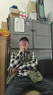 Snapshot of loverboyxxx69 chatting on November 5, 2025, 11:13 am loverboyxxx69 online show from November 5, 2025, 11:13 am