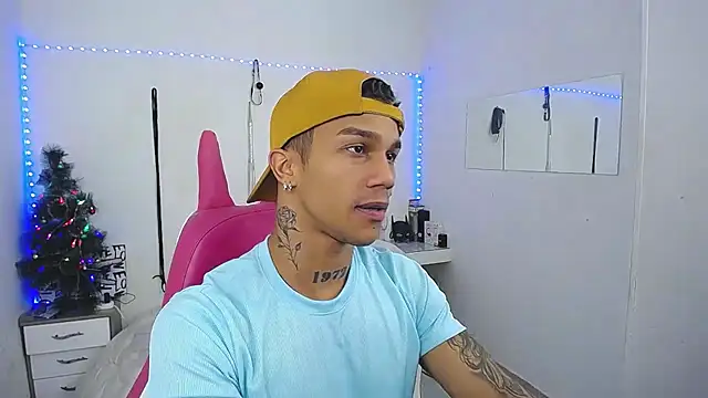 Leonard Price online show from December 18, 2025, 7:07 pm