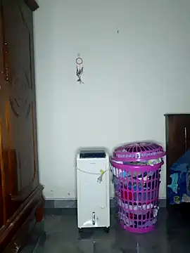 Snapshot of SuranSexy33 chatting on February 11, 2026, 1:49 am SuranSexy33 online show from February 11, 2026, 1:49 am