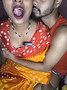 Snapshot of Indian_Lust_Couple chatting on June 7, 2026, 2:28 am Indian Lust Couple online show from June 7, 2026, 2:28 am
