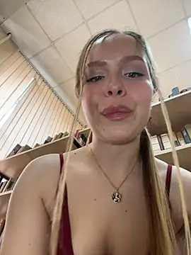 Snapshot of mur_girl chatting on May 9, 2026, 12:52 pm mur girl online show from May 9, 2026, 12:52 pm