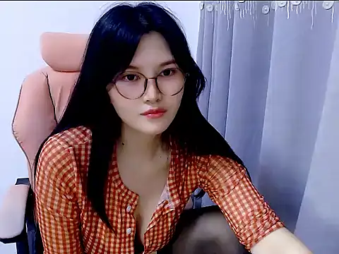 Little-sweet online show from September 22, 2025, 3:07 pm