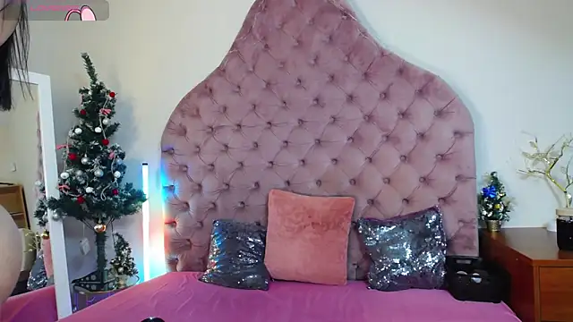 Erikka   online show from January 6, 2026, 1:37 pm