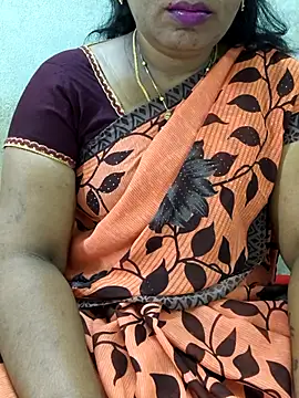 Snapshot of MaaliiiPonuTamil chatting on July 16, 2026, 2:19 am MaaliiiPonuTamil online show from July 16, 2026, 2:19 am