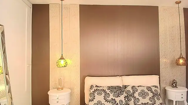 DannaDooll99 online show from November 12, 2025, 11:25 am