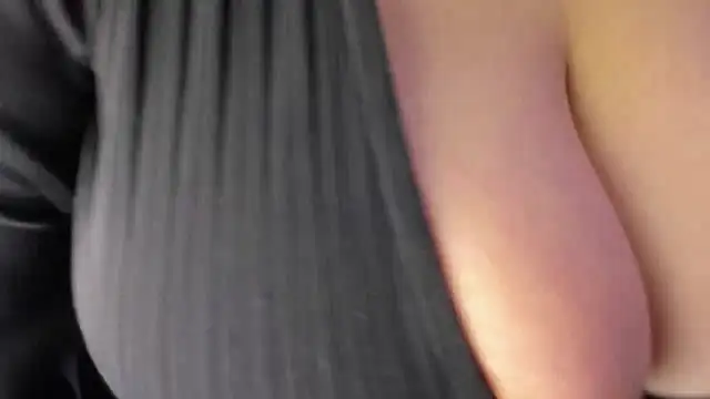 Victoria Rossy online show from March 26, 2026, 9:24 pm