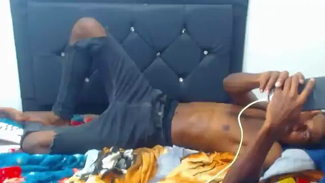 jaycolinss online show from November 17, 2025, 4:11 pm