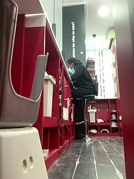 Delgada culona online show from December 2, 2024, 5:43 pm