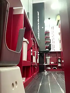 Delgada culona online show from December 2, 2024, 2:36 pm