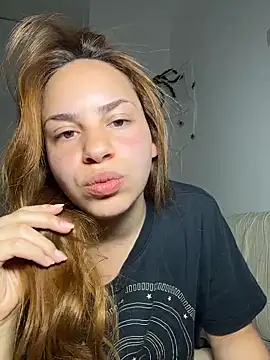 AgnesCampp online show from November 24, 2025, 10:10 pm