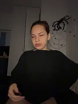 AgnesCampp online show from December 18, 2025, 12:16 am