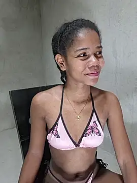 Snapshot of Luciia_cute chatting on July 13, 2026, 9:03 pm Luciia cute online show from July 13, 2026, 9:03 pm