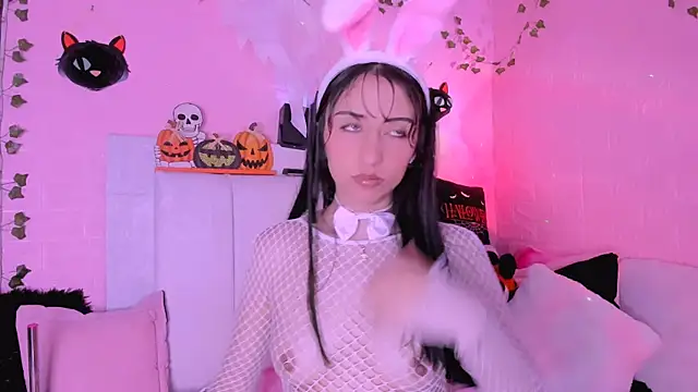 gabyye capprins online show from October 26, 2025, 1:28 am