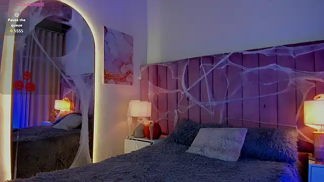 SweetGirl       online show from October 25, 2025, 11:20 am