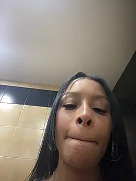 Snapshot of natali_henao chatting on March 10, 2025, 11:27 pm natali henao online show from March 10, 2025, 11:27 pm