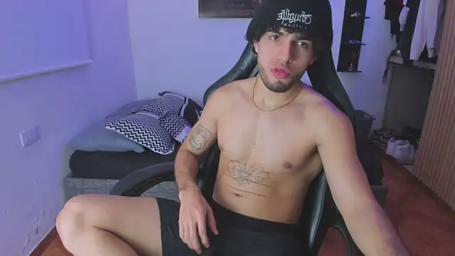 daddy jhons online show from June 10, 2026, 3:19 am