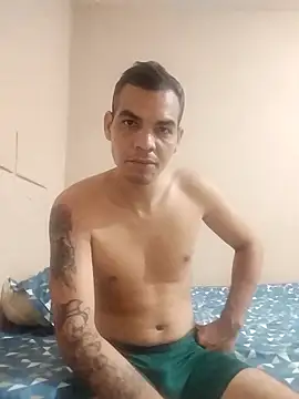 Elvisjrosales online show from March 3, 2026, 5:42 pm