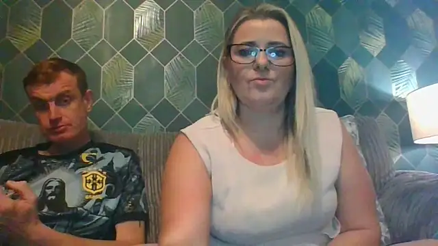 SweetXCandyX online show from November 21, 2025, 8:30 pm