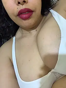 Snapshot of fati_italy chatting on June 4, 2026, 10:53 am fati italy online show from June 4, 2026, 10:53 am