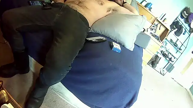 Spunwhiteboy1992 online show from October 10, 2025, 6:53 pm