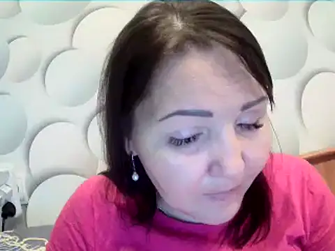 ClaireSunset online show from April 17, 2026, 5:38 pm