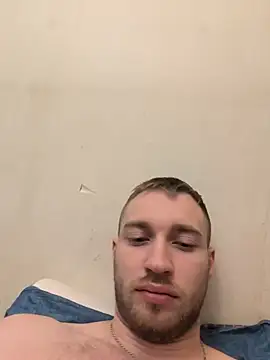 Rascolll online show from December 2, 2025, 9:11 am