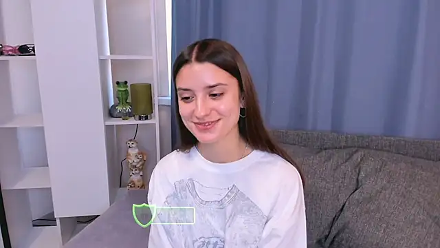 NoreenAtlee online show from December 4, 2024, 8:28 am