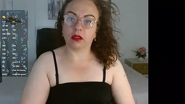 Tania Goddess  online show from September 17, 2025, 2:08 pm