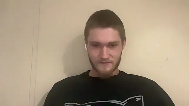 Snapshot of anomalies_ig chatting on October 28, 2025, 7:57 pm anomalies ig online show from October 28, 2025, 7:57 pm