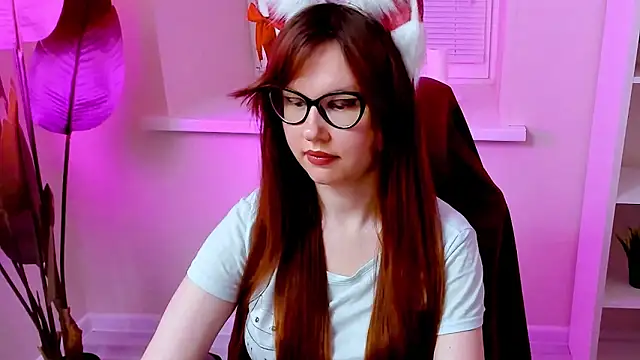 CarolGiggly online show from March 23, 2026, 1:00 pm