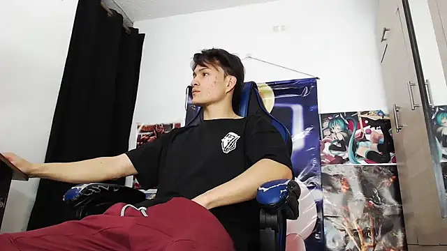 sr jaeger online show from December 19, 2025, 1:35 pm