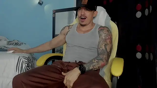 Alex motta online show from November 3, 2025, 5:12 am