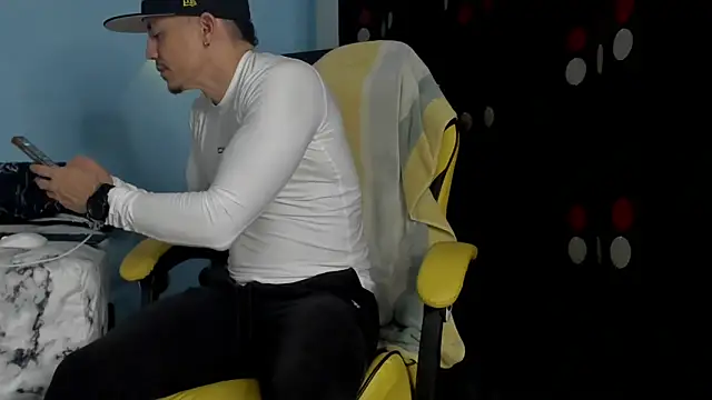 Alex motta online show from December 20, 2025, 3:42 am